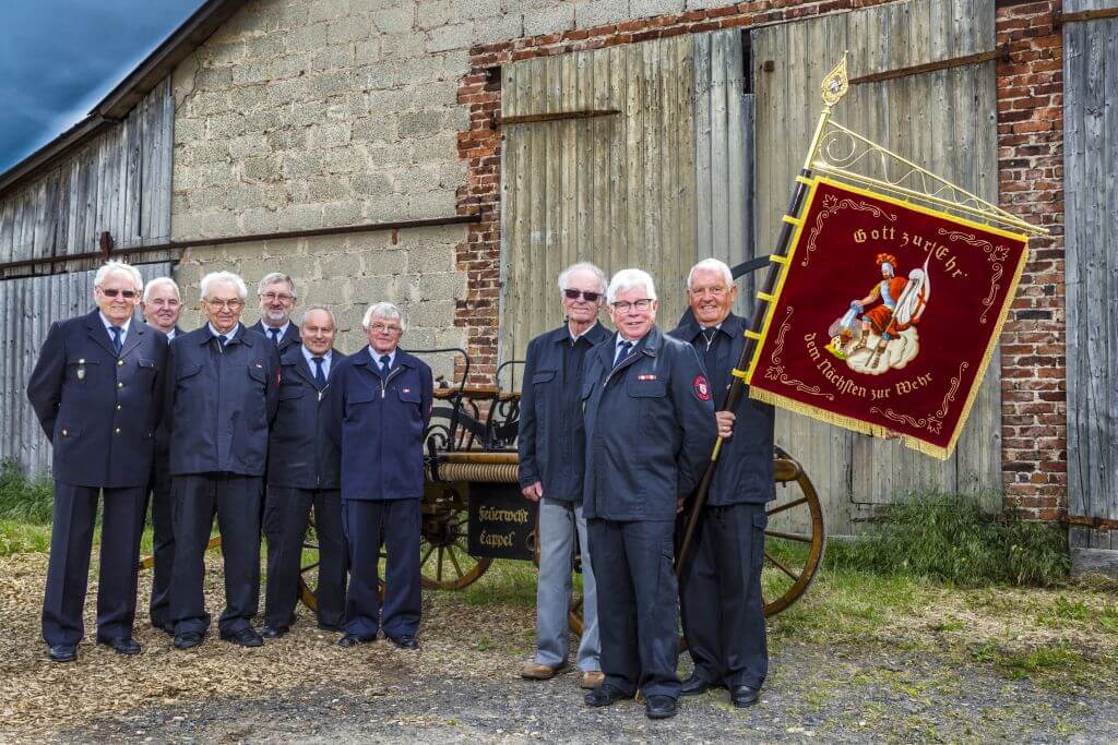 Gruppenbild Ehren- & Altersabteilung Feuerwehr Marburg-Cappel (aufgenommen 2015)