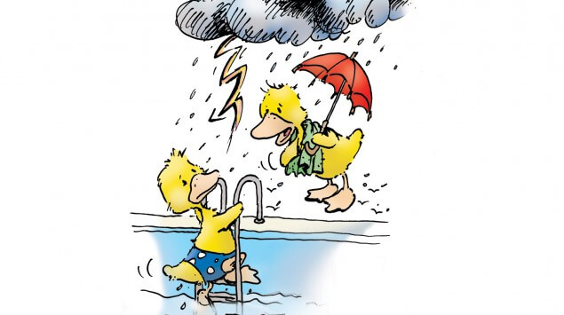Bei Gewitter ist Baden lebensgefährlich. Verlasse das Wasser sofort und suche ein festes Gebäude auf. 07