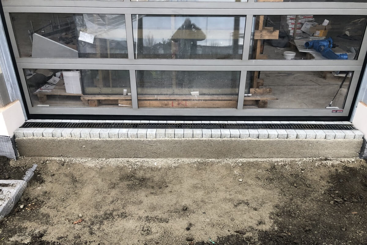 Bau Abflussrinnen Bau Abflussrinnen