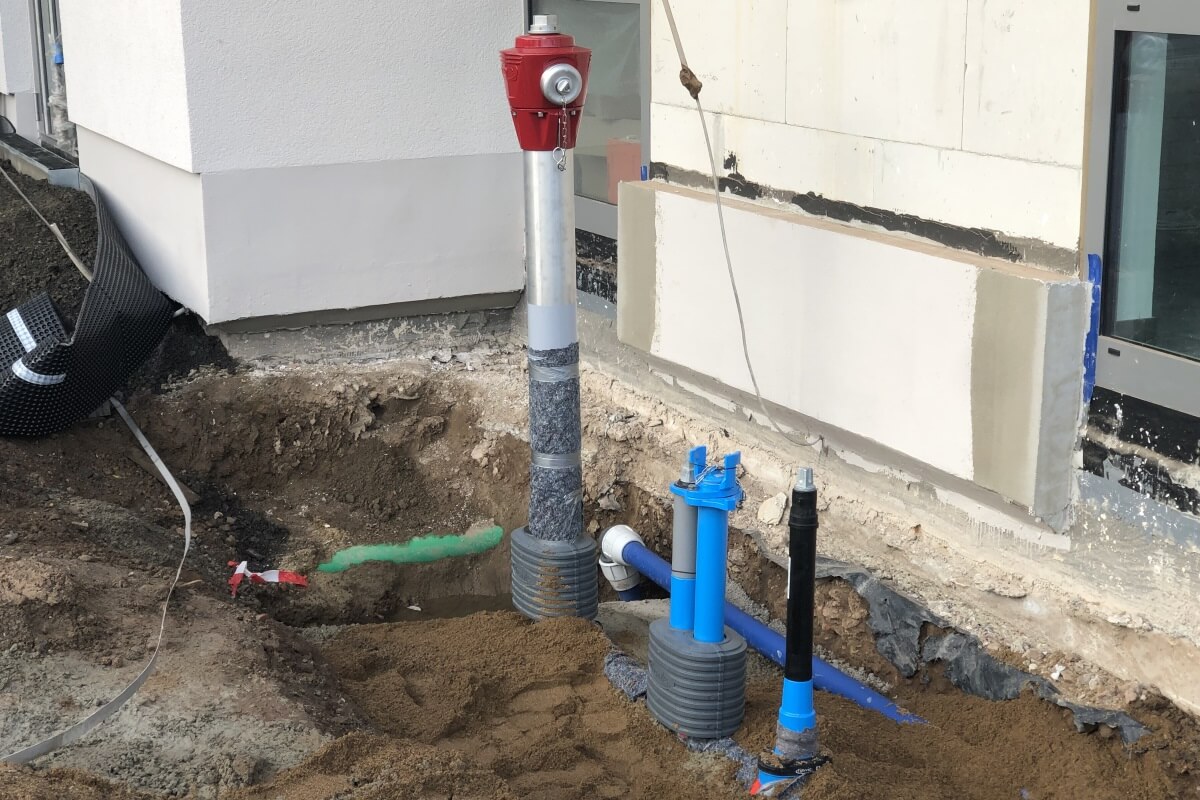 Bau Oberflur- & Unterflurhydranten Bau Oberflur- & Unterflurhydranten
