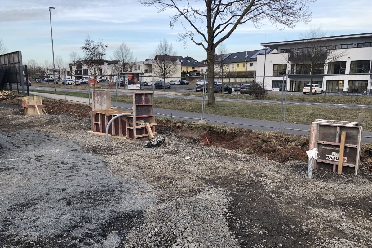 Fundament Alarmausfahrt Fundament Alarmausfahrt