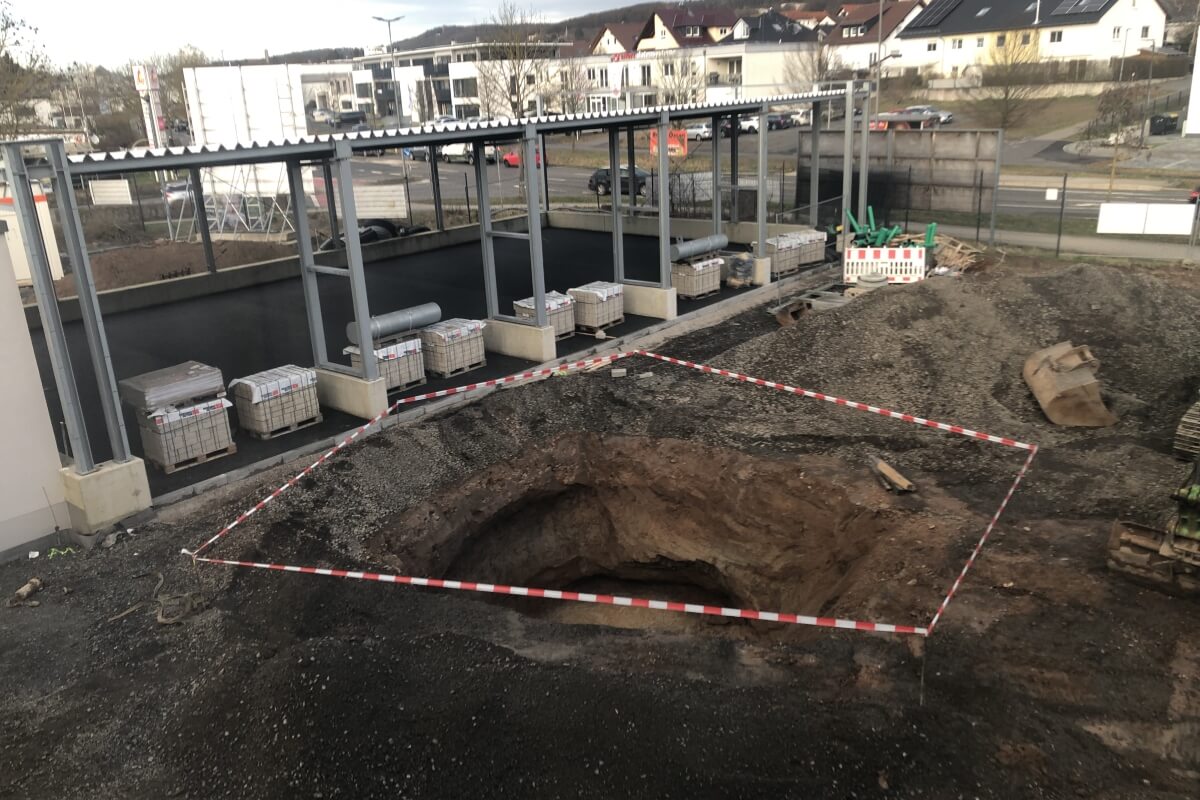 Grube für Zisterne Grube für Zisterne