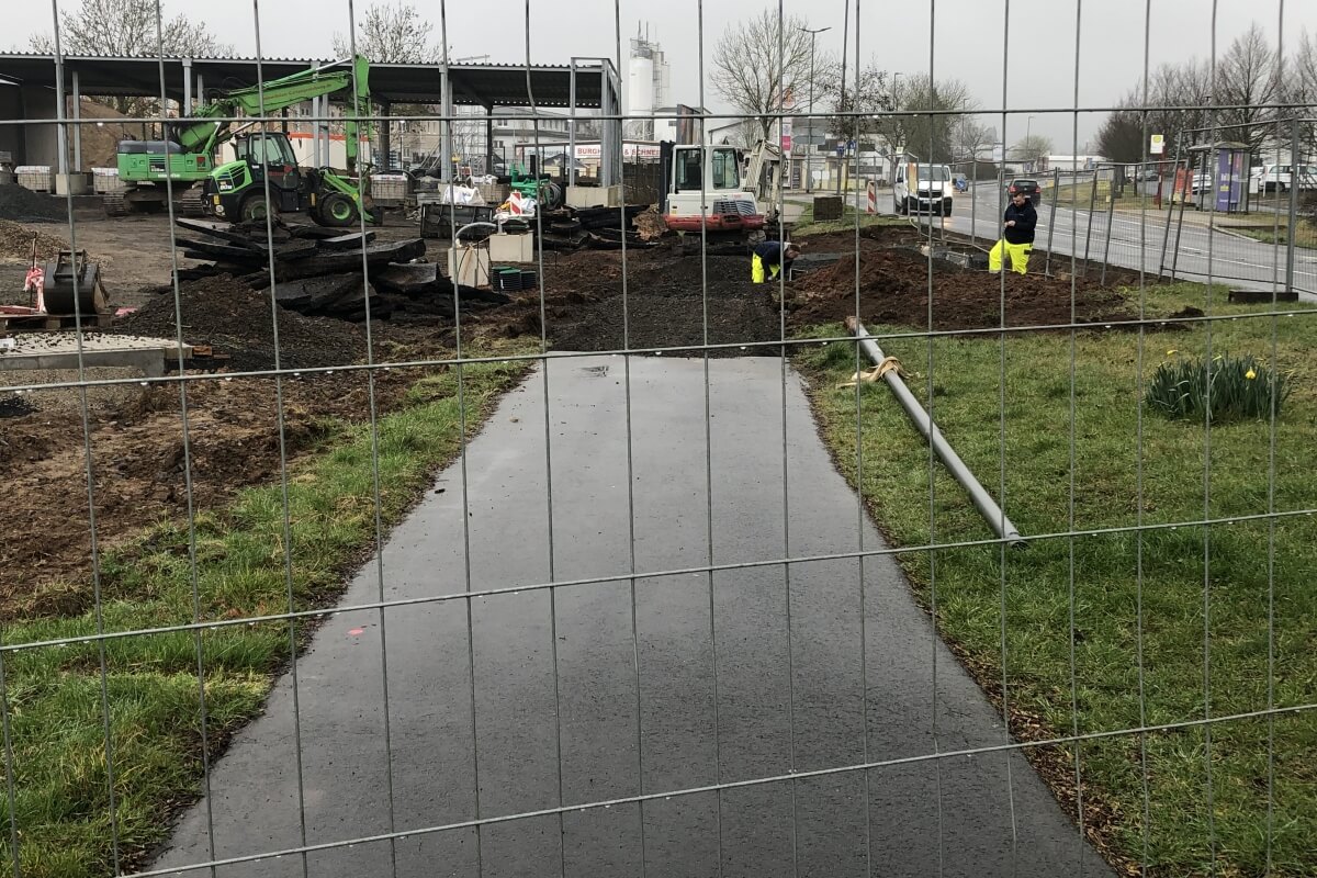 Bau Alarmausfahrt Bau Alarmausfahrt