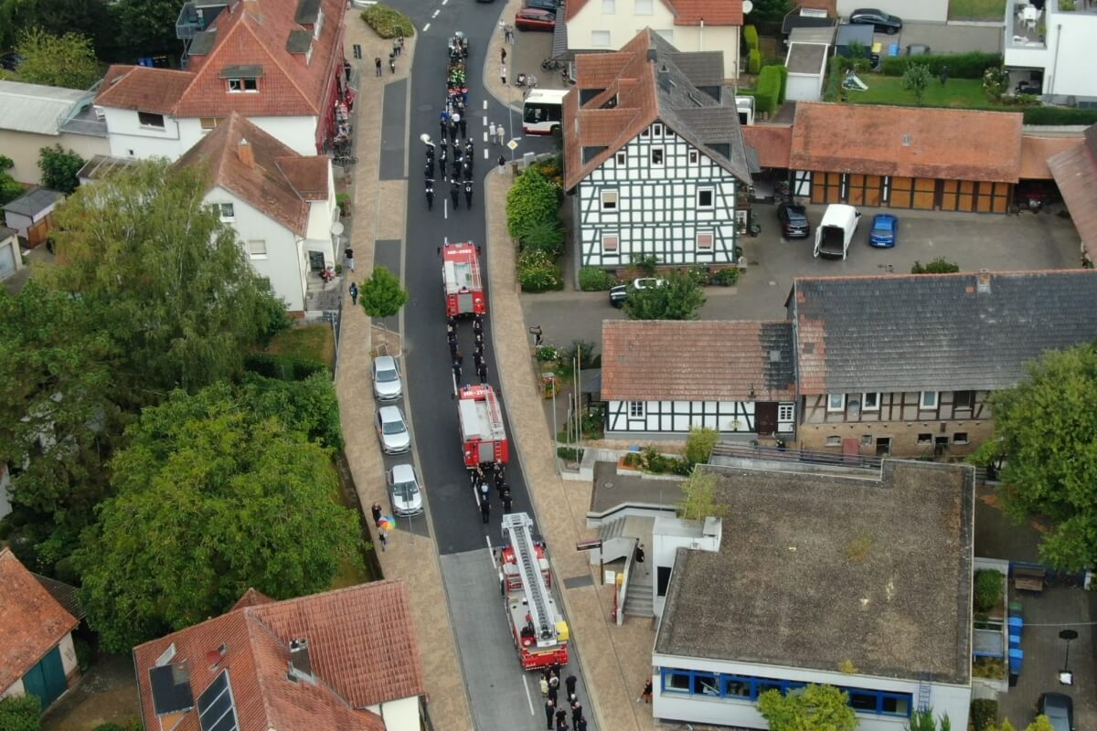Festumzug durch Marburg-Cappel Festumzug durch Marburg-Cappel