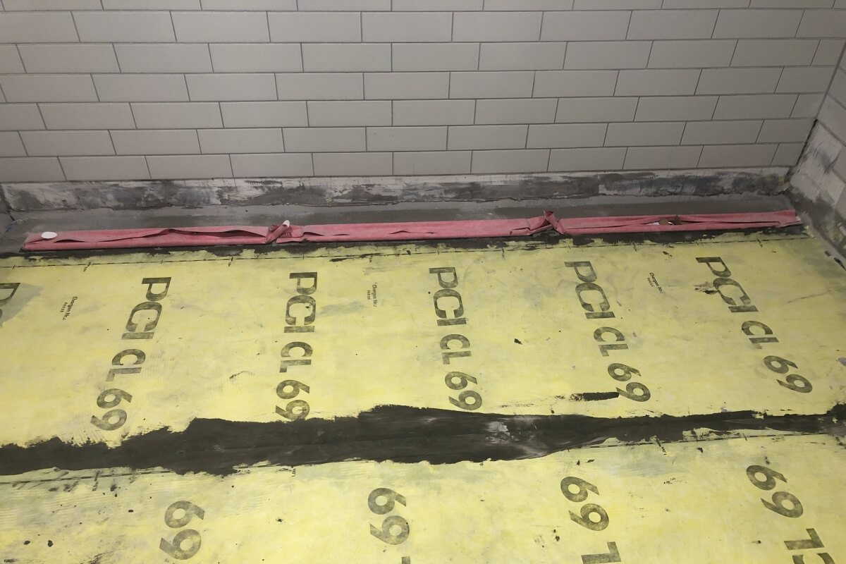 Sanierung Duschen Feuerwehr Marburg-Cappel