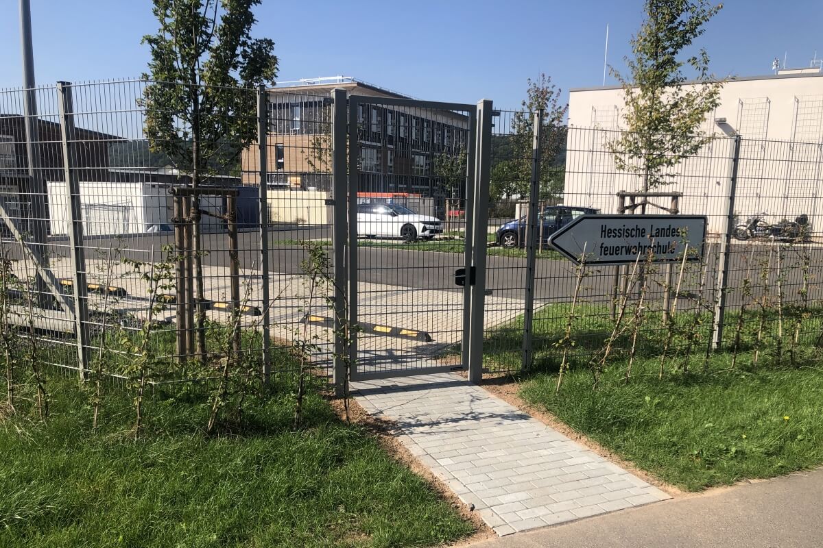 Bau Zugangstür Bau Zugangstür