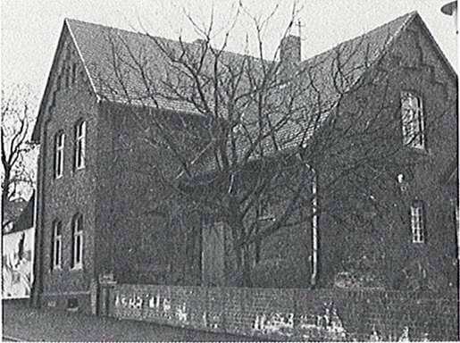 Lehrerdienstwohnung 13