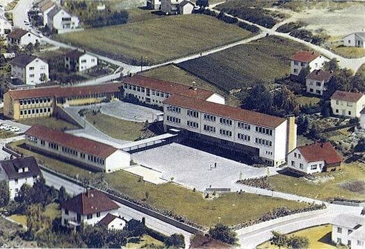Mittelpunktschule - Heute Erich-Kästner-Schule in der Paul-Natrop-Straße 28