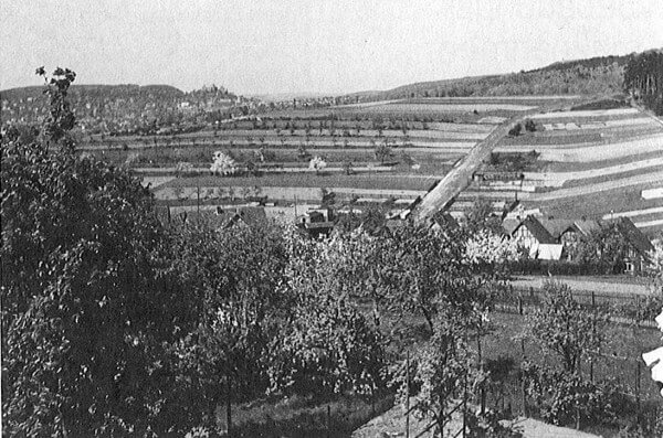 Der "Köppel" vor der Bebauung 43